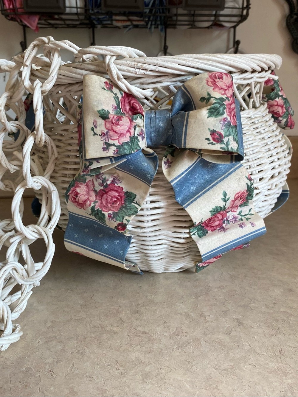 Vintage Cottagecore Hanging Wicker Planter Basket/Pot  Ruffle Floral Bows Boho